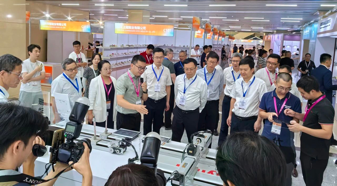 諸暨襪博會精彩回顧 | 睿能以智能科技引領針織產業新未來(圖2) 諸暨襪博會精彩回顧 | 睿能以智能科技引領針織產業新未來(圖2)